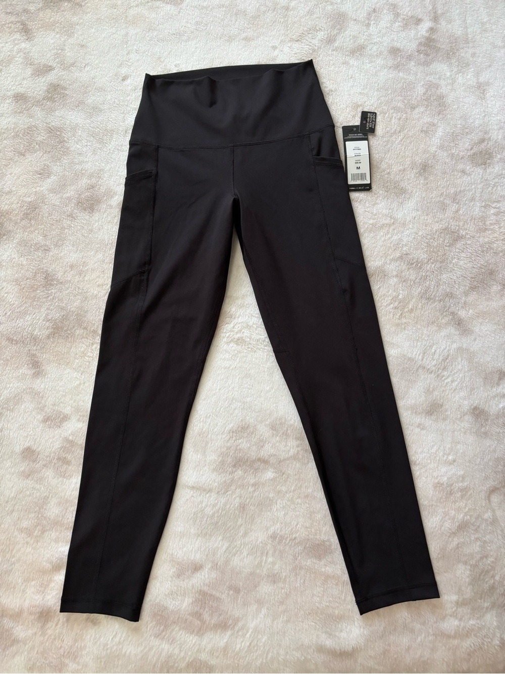 Yogalicious Black High-Rise Active Leggings with Side Pockets Size M (NWT)